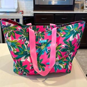 Vera Bradley beach tote